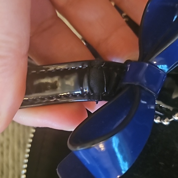 AUTHENTIC VINTAGE COACH WOOL HANDBAG WITH PATENT LEATHER HANDLE AND BOW - Picture 8 of 9